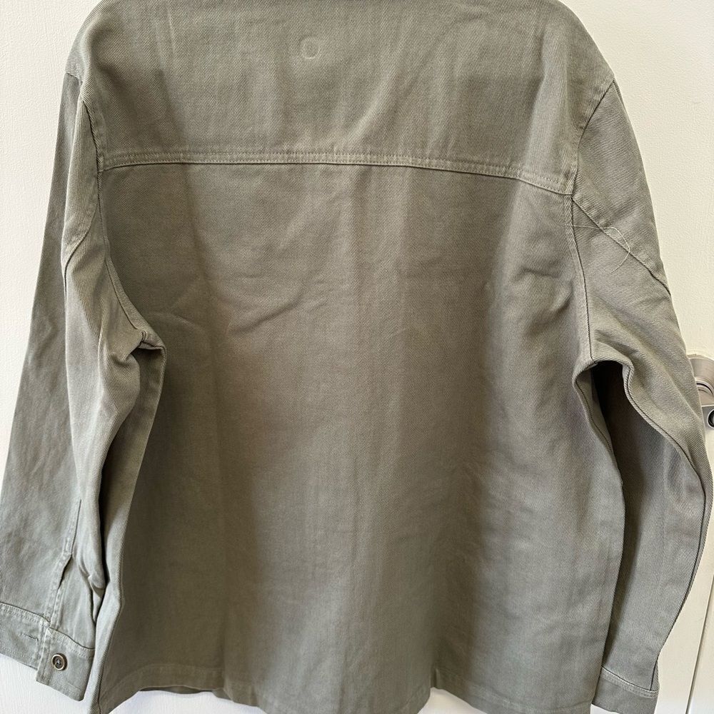 ⭐️Ascot + Hart Olive Green Utility Graphic Shirt Jacket - Picture 5 of 5